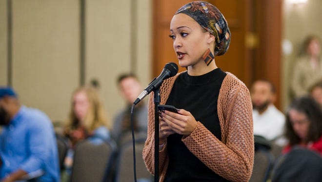 Concerned Student 1950 member Shelbey Parnell speaks during a Board of Curators listening session on Friday, Nov. 20, 2015, in Columbia, Mo. Students laid out concerns and suggestions about dealing with racial issues on campus. (Daniel Brenner/Columbia Daily Tribune via AP) MANDATORY CREDIT