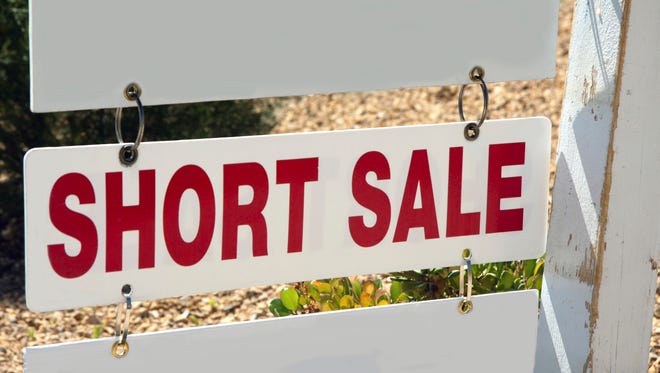 A recent change in the federal tax law should eliminate any income tax on a short sale or a foreclosure before Dec. 31.