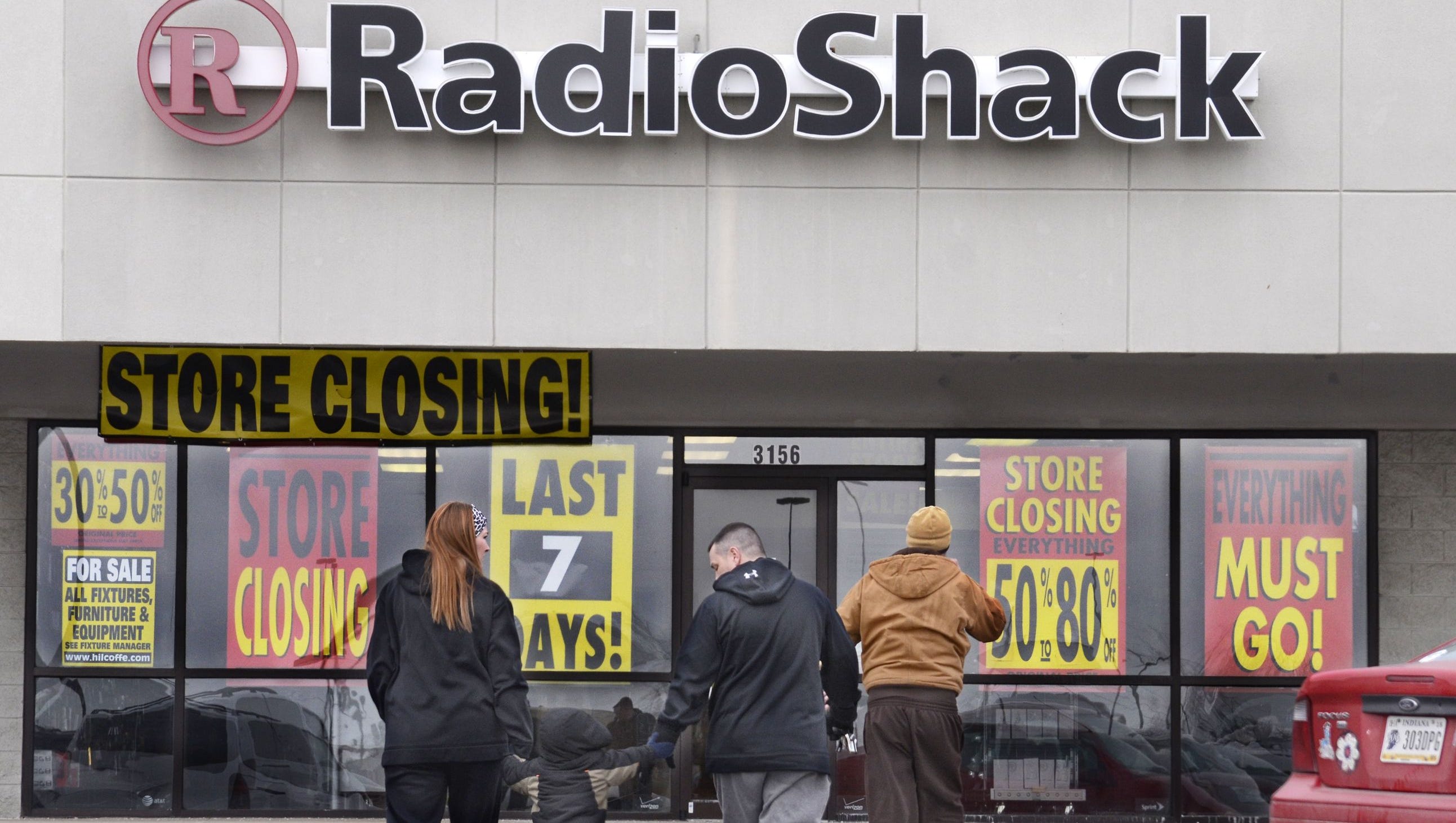RadioShack closing 187 stores in latest bankruptcy filing