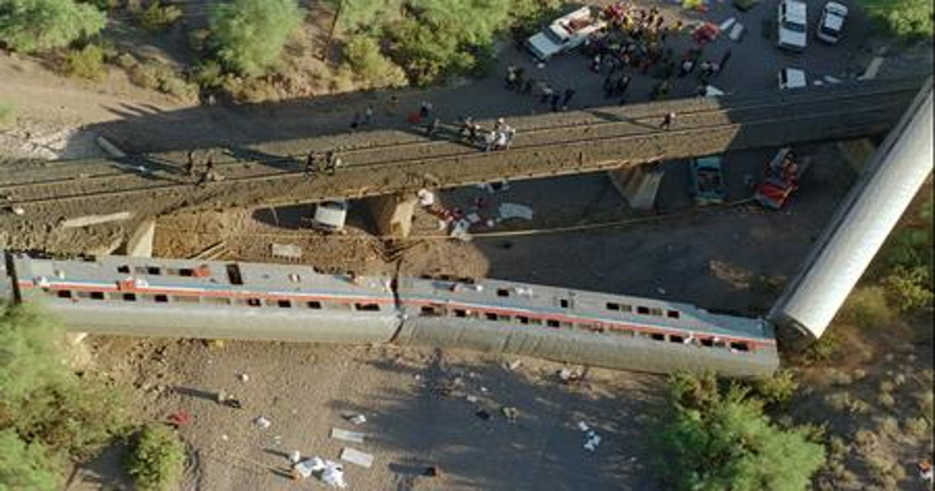 FBI offers 300K reward 20 years after Arizona train derails