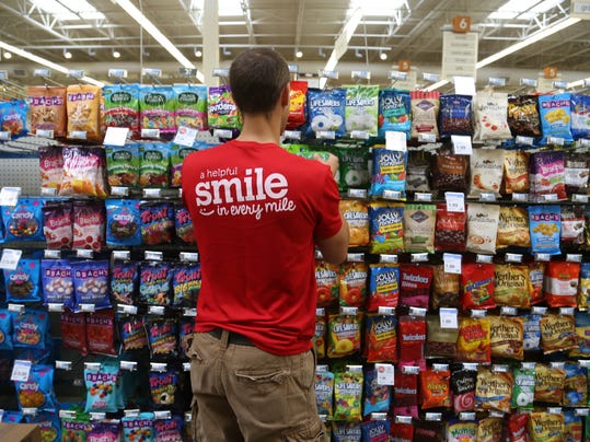 hy vee smile helpful hyvee jingle register turns aisles stocker litchfield charlie des