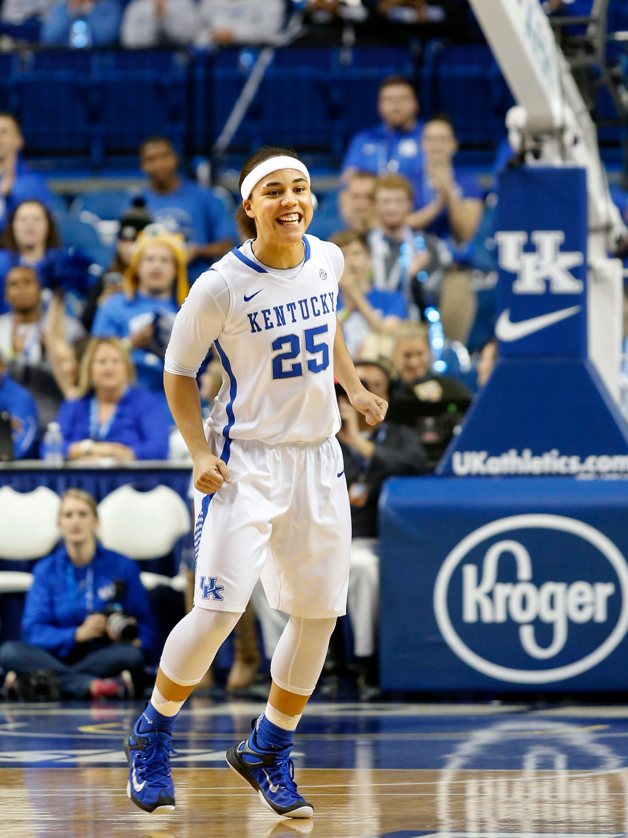 Kentucky Basketball S Makayla Epps Leads Wildcats To Win Over