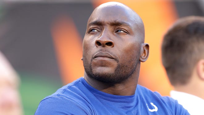 Indianapolis Colts outside linebacker Robert Mathis (98) looks up into the crowd during pregame warmups prior to the Colts facing off in their final preseason game against the Cincinnati Bengals at Paul Brown Stadium in Cincinnati on Thursday, September 1, 2016