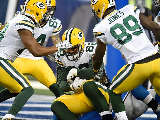 Green Bay Packers tight end Richard Rodgers (82) comes
