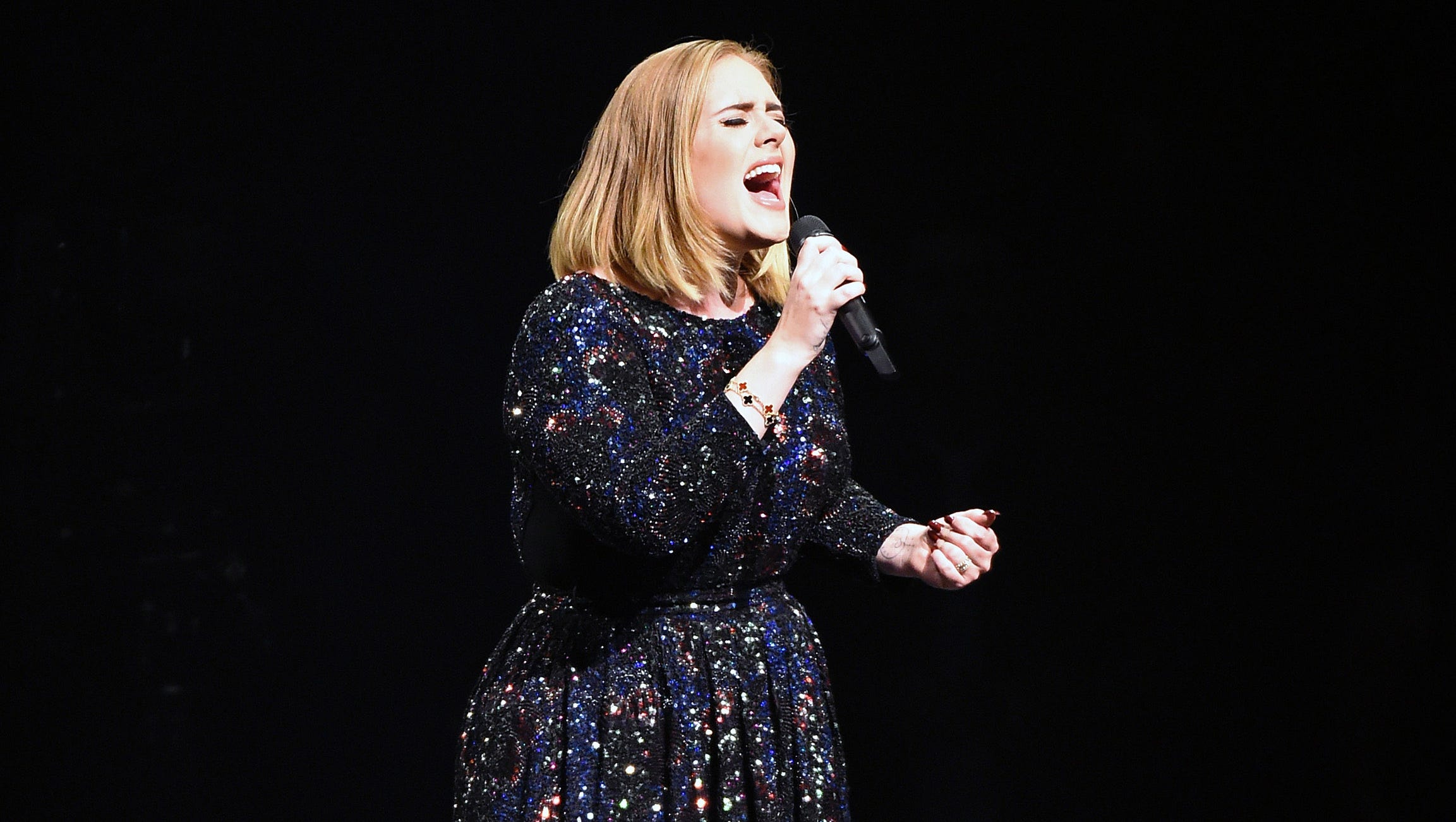 November Concerts In Phoenix Adele Lauryn Hill Lindsey