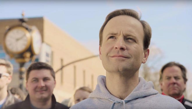 The ad, titled “run,” shows the long-distance runner leading a crowd of joggers through the streets of downtown Portland, his hometown.