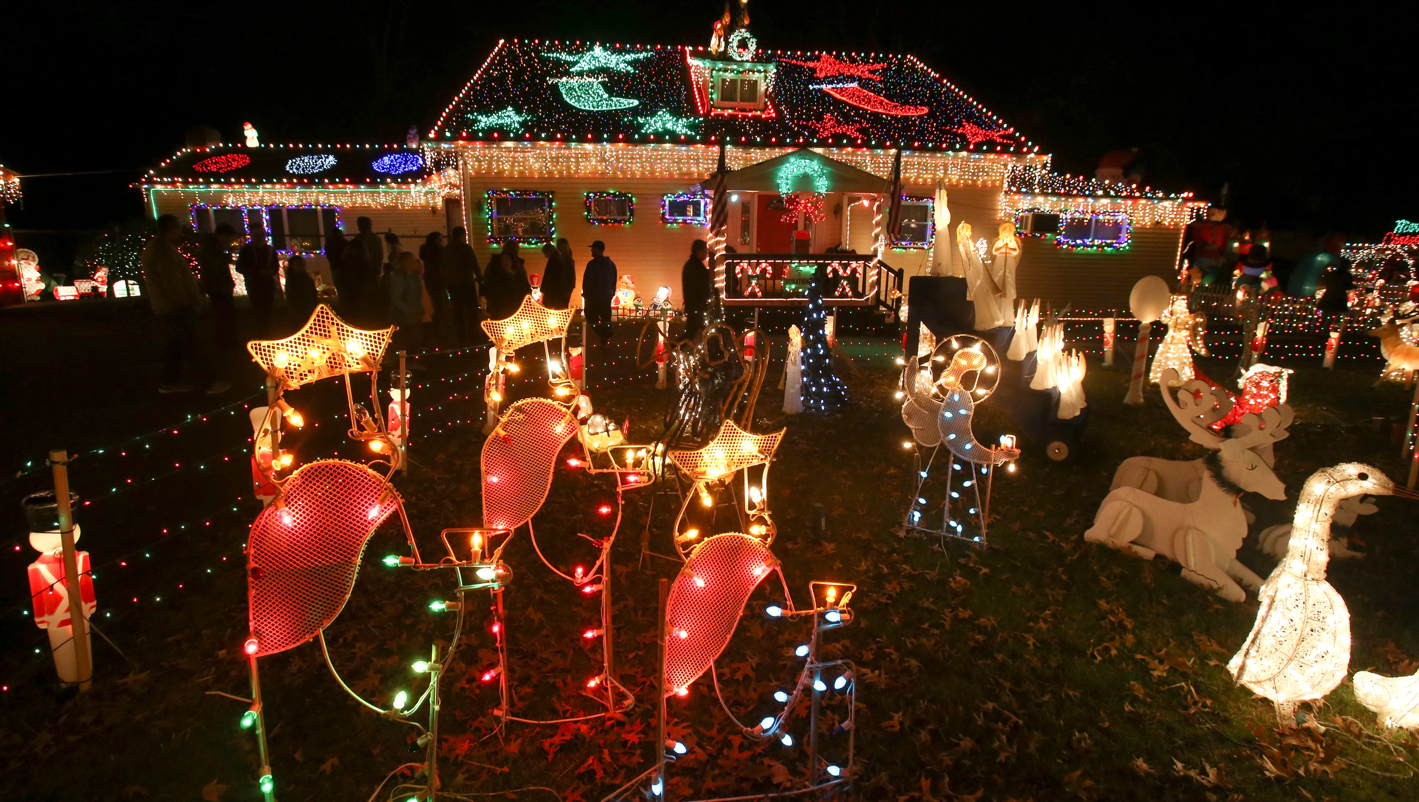 Where to find the best Christmas lights in Delaware