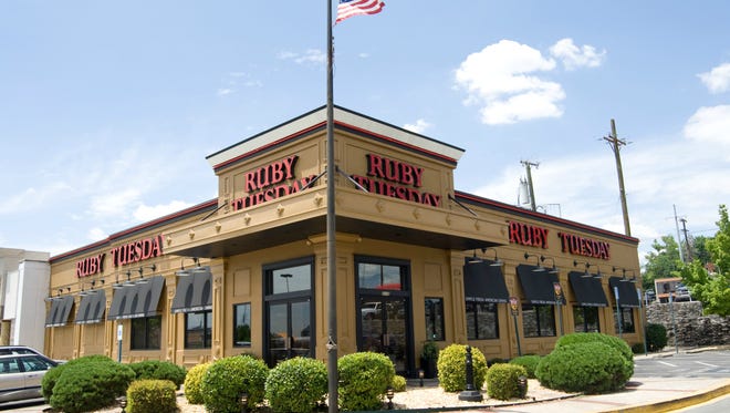 Casual dining chain Ruby Tuesday has closed its Green Hills location.