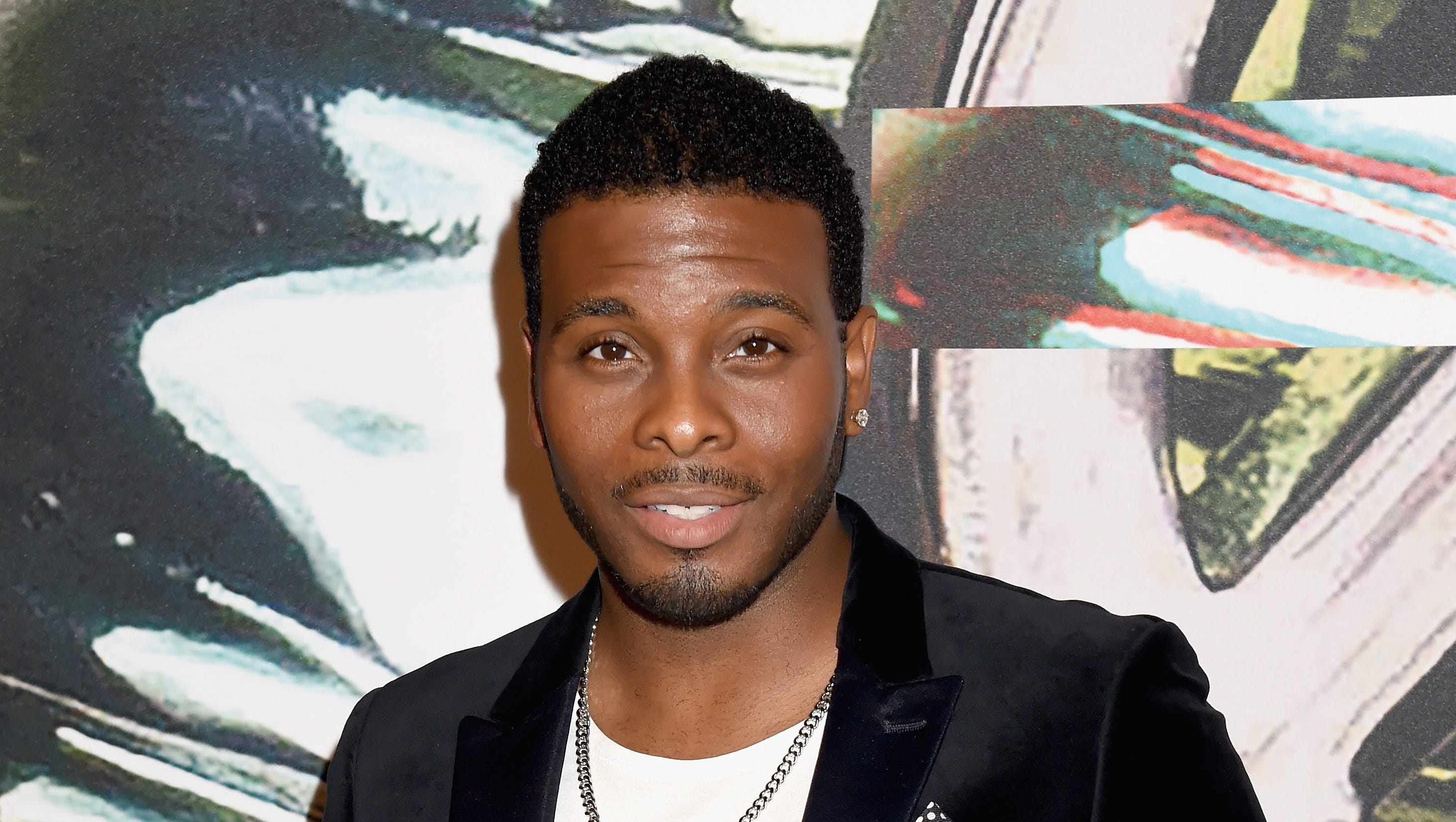 Kel Mitchell Kel Mitchell is back on Nickelodeon, and still loves orange soda