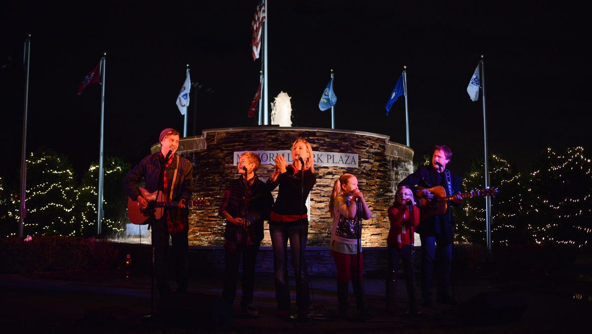 Hendersonville Christmas tree lighting