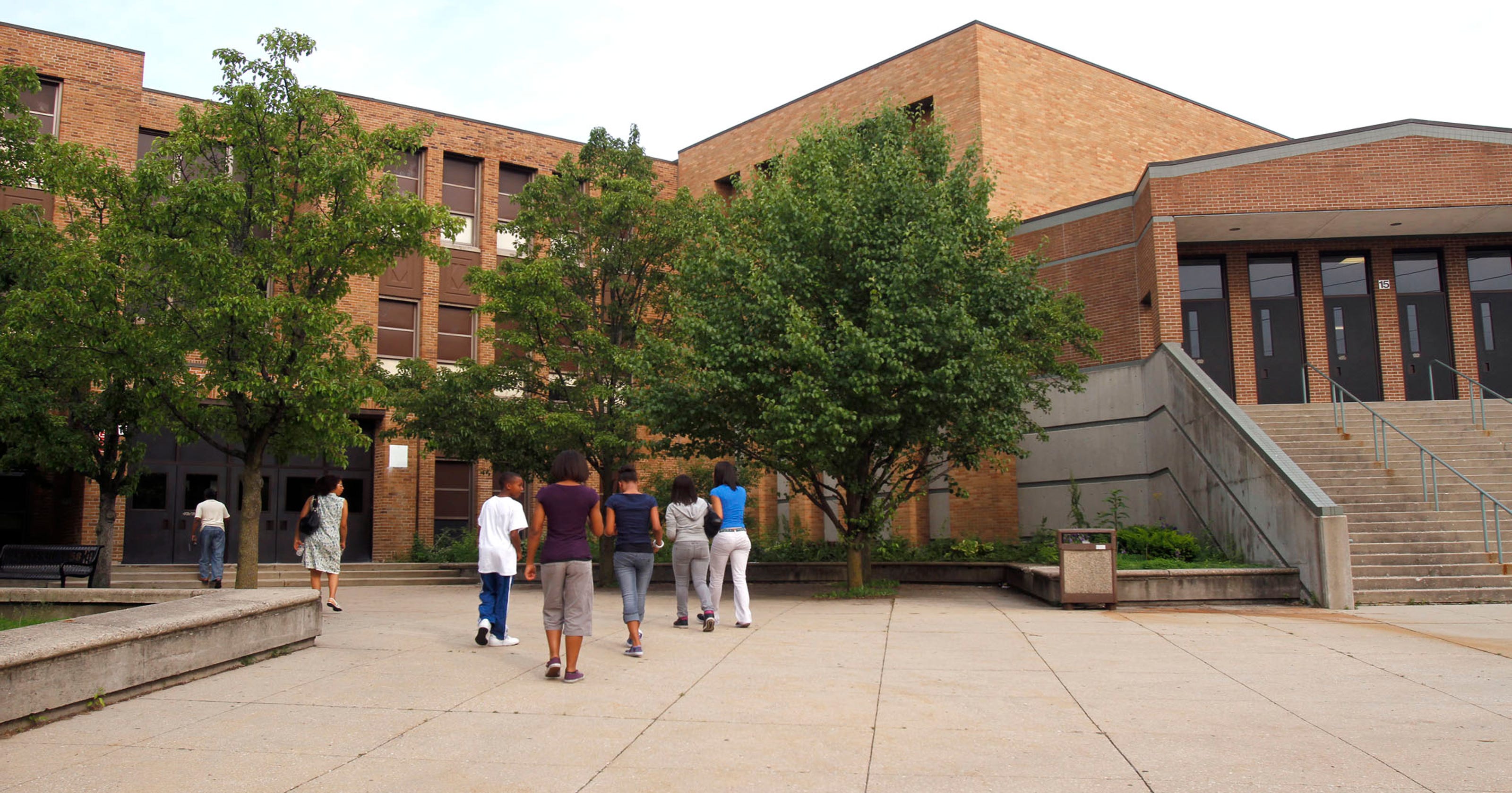 Broad Ripple High School should be available to charter schools