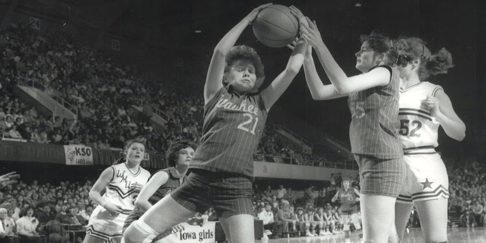 From The Archives Iowa S 6 On 6 Girls Basketball Persists In