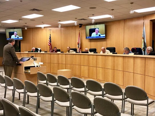 Lee Niblock, Marco Island's new city manager, addresses