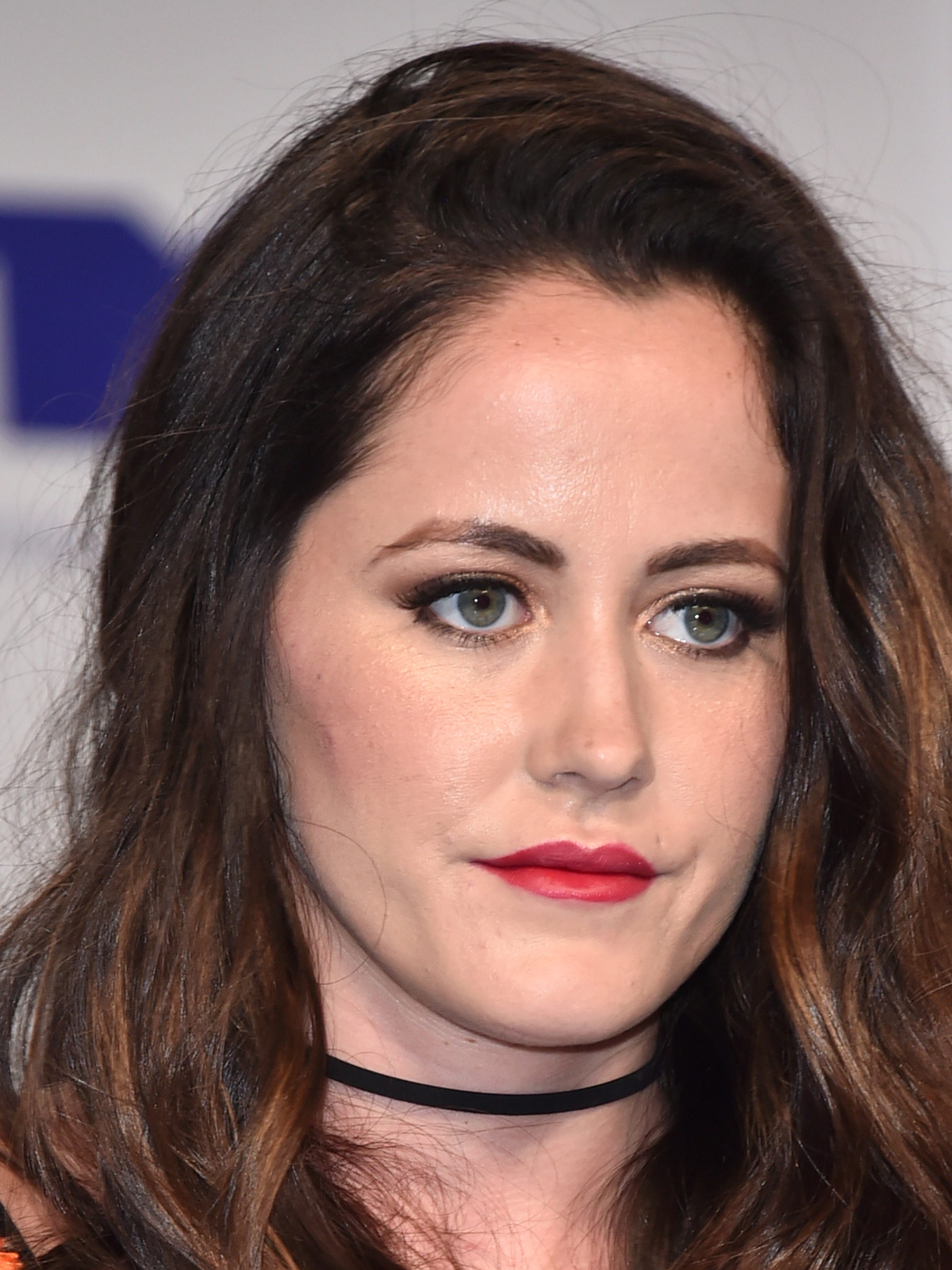 'Teen Mom' star Jenelle Evans pulls out gun with son in the car during