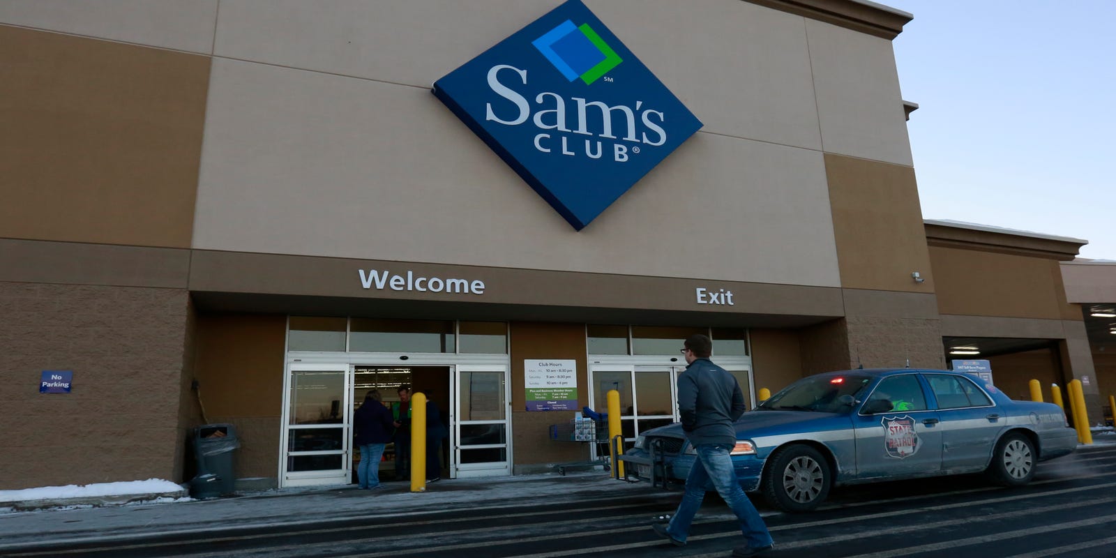 Sam's Club fire closes store temporarily
