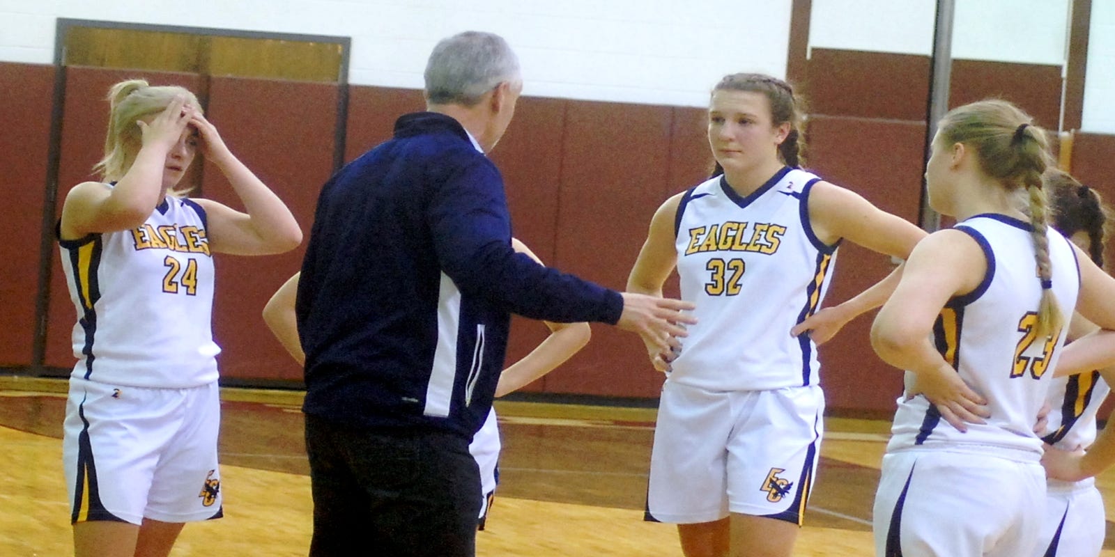 Lady Eagles Basketball Falls In State Tournament