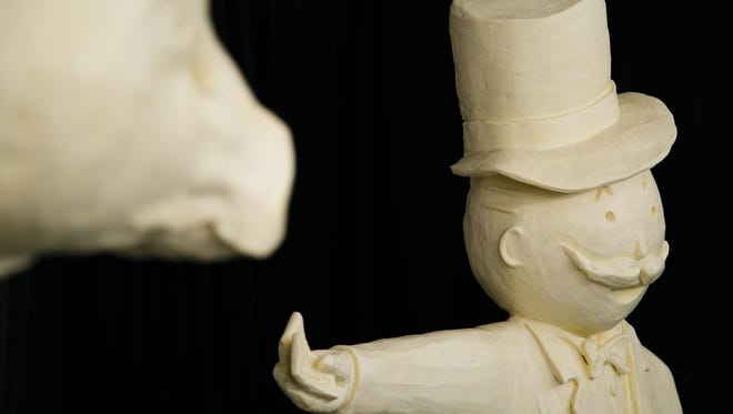 Butter Cow Sculptor Finds Happiness In Dairy