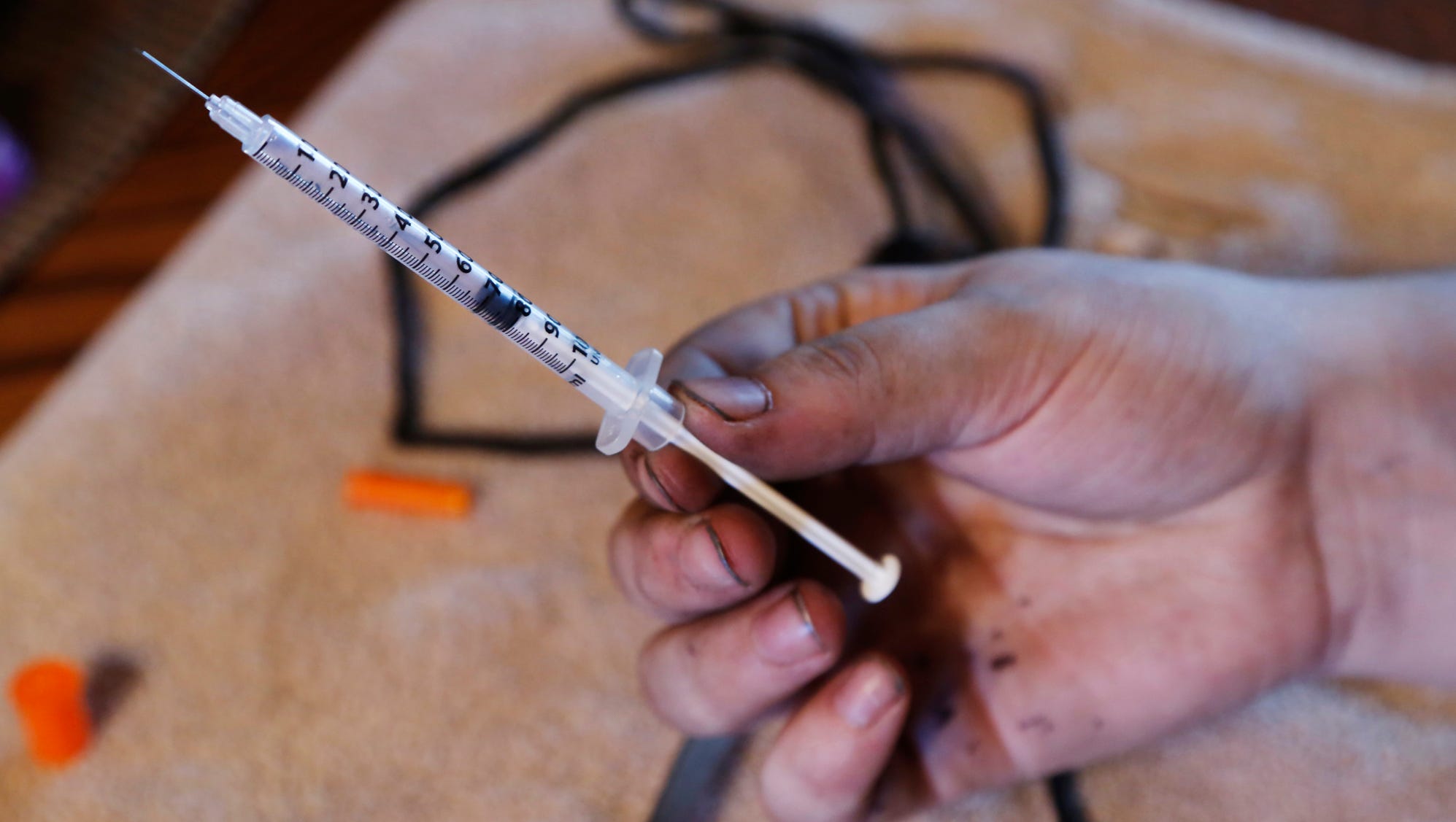 wallpapers What Does A Heroin Needle Look Like opioid addiction confessions
