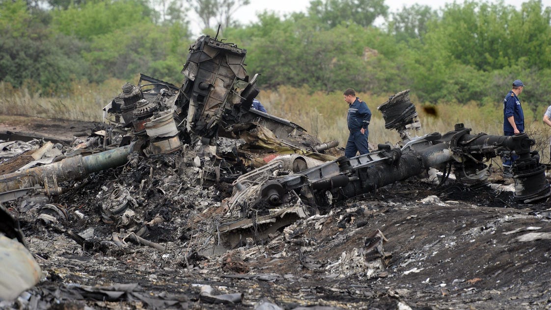 Early U.S. analysis finds pro-Russia rebels downed plane