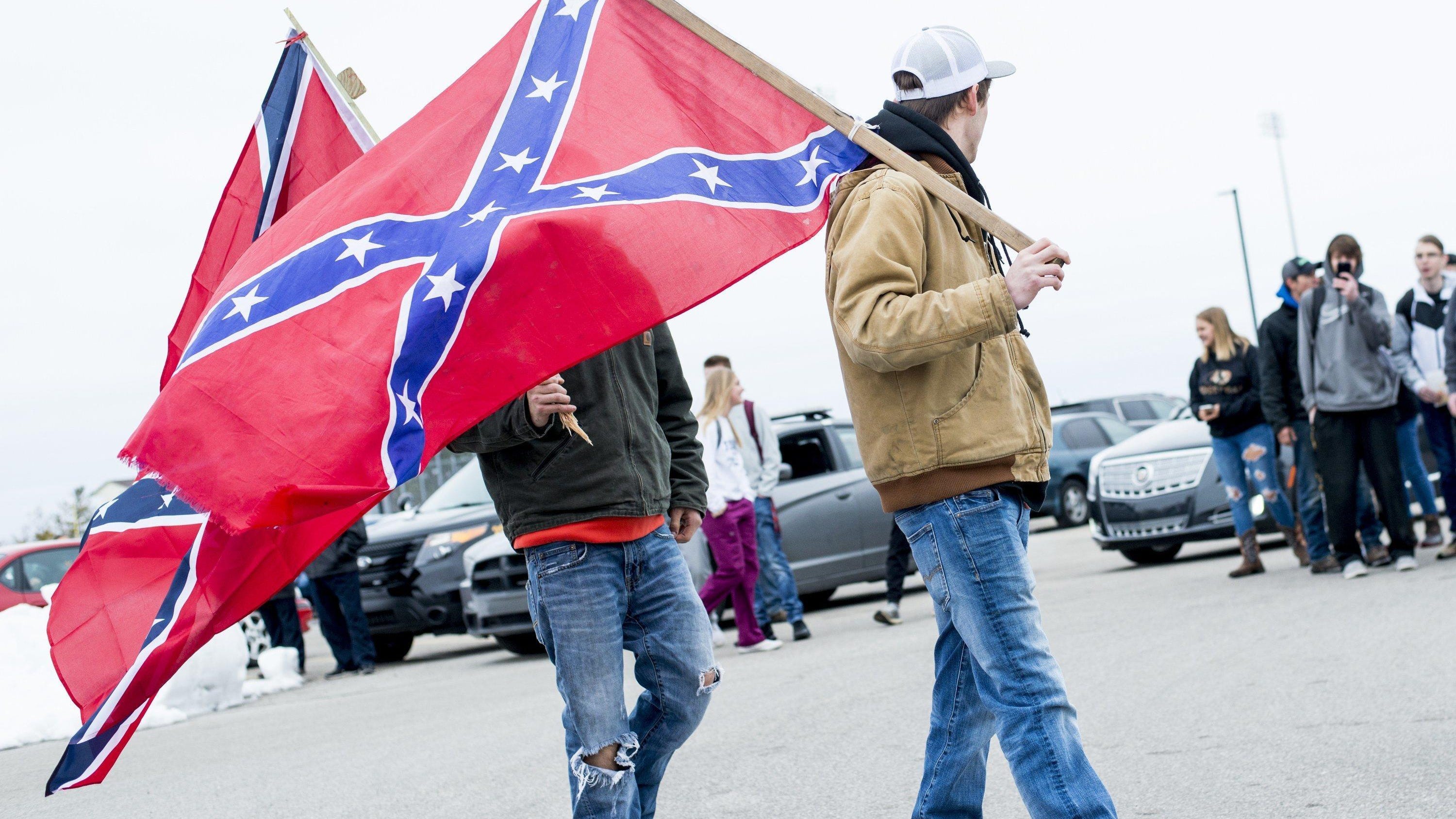 Confederate Flag Standoff Parks Outside Mich School