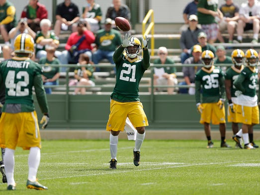 Green Bay Packers safety Ha Ha Clinton-Dix (21) runs