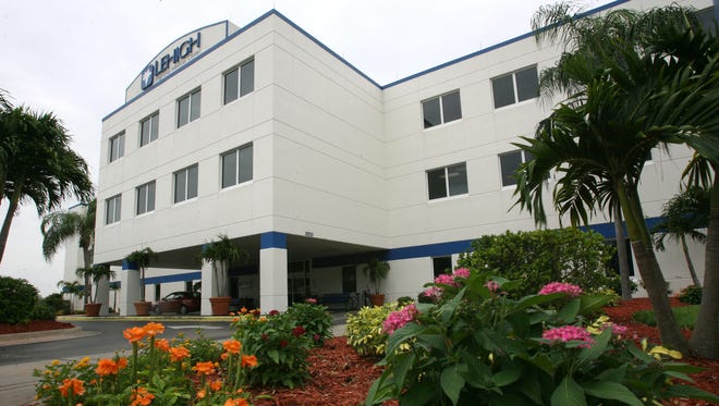 Lehigh Regional Medical Center, Lehigh Acres, FL