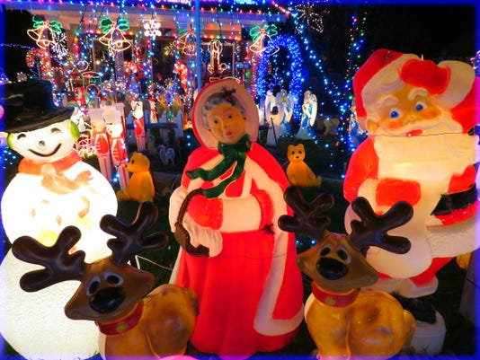 Weird Nj Martel S Christmas Wonderland