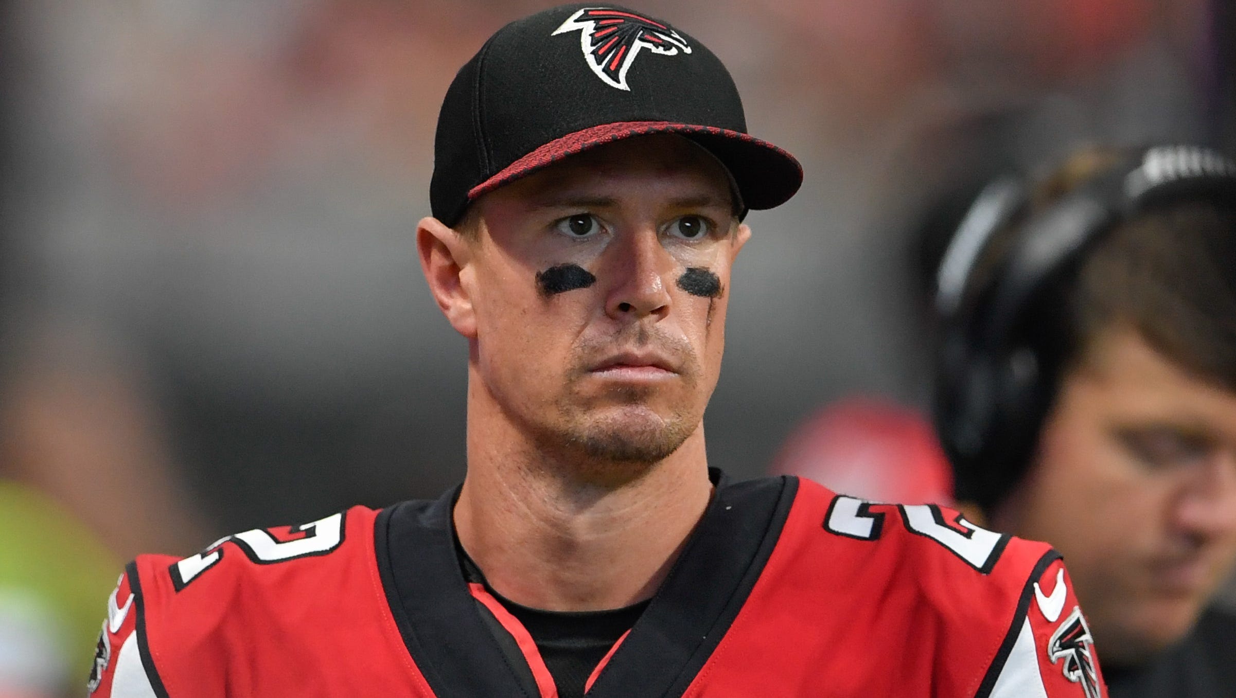 Falcons Qb Matt Ryan S 30 Million A Year Deal Sets Annual Nfl Bar