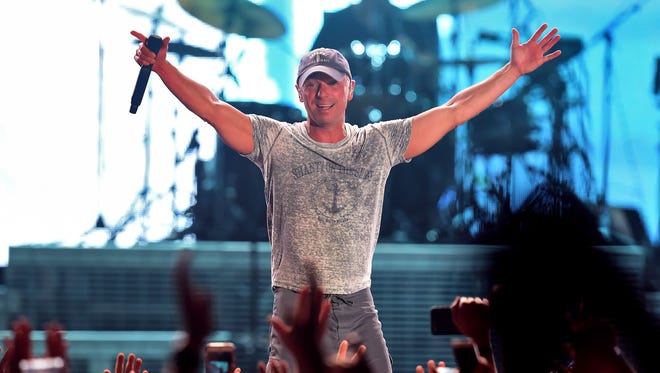 Kenny Chesney will perform May 31 at Ruoff Home Mortgage Music Center.