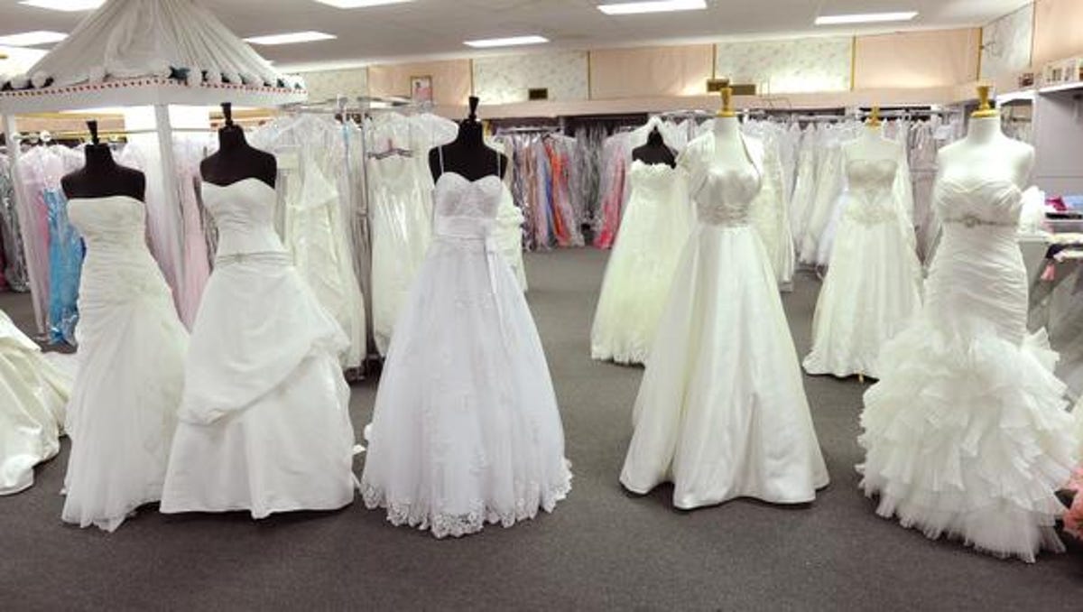 Dover S Simon S Bridal Shoppe Prepares For Closing