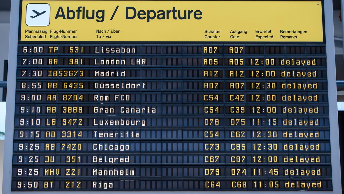 Strikes Hit Flight Schedules At Berlin Airports