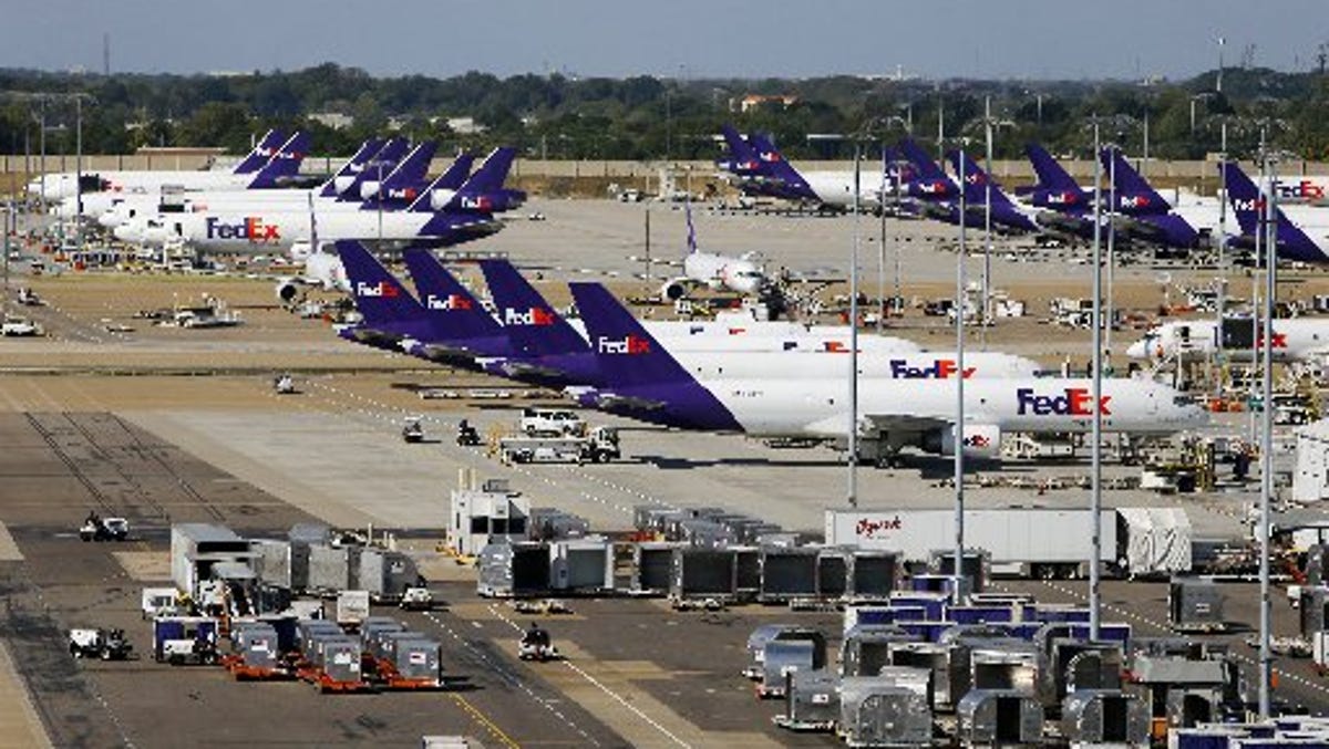 Fedex Usps Extend Air Express Contract Through 24