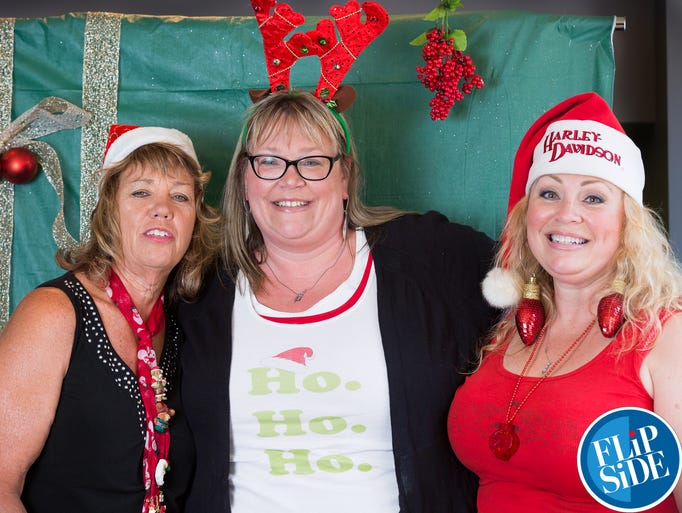 Photobooth portraits bring Christmas to July at the