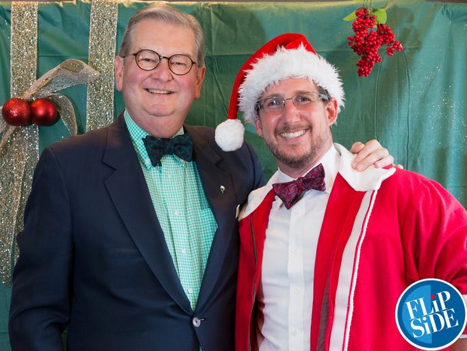 Photobooth portraits bring Christmas to July at the