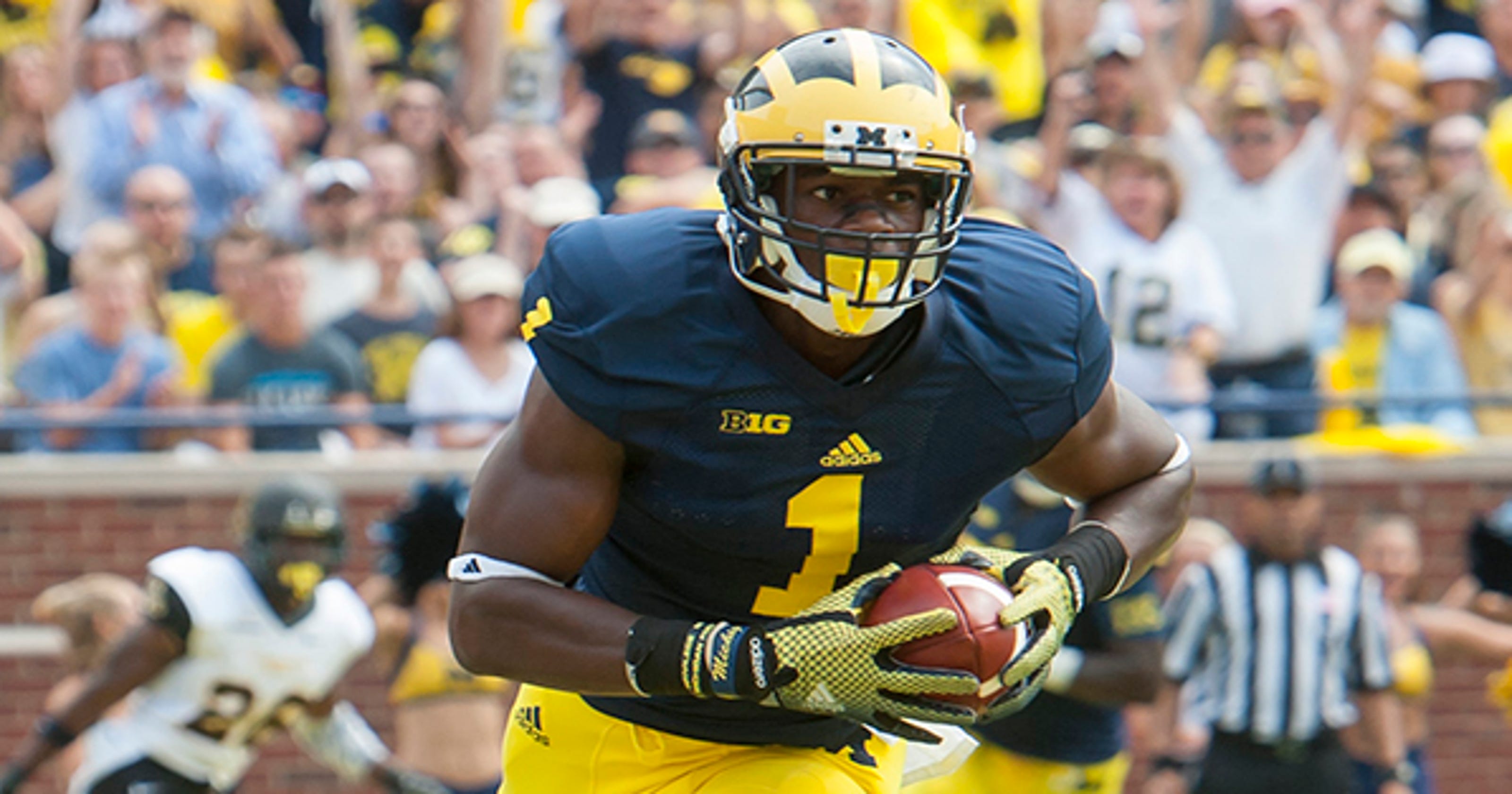 Devin Funchess leaves Michigan early for NFL draft