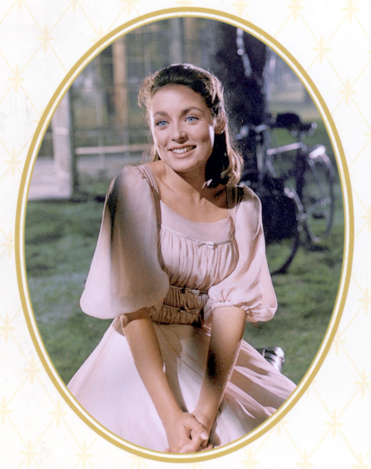 'Sound of Music' actress Charmian Carr dies, played Liesl