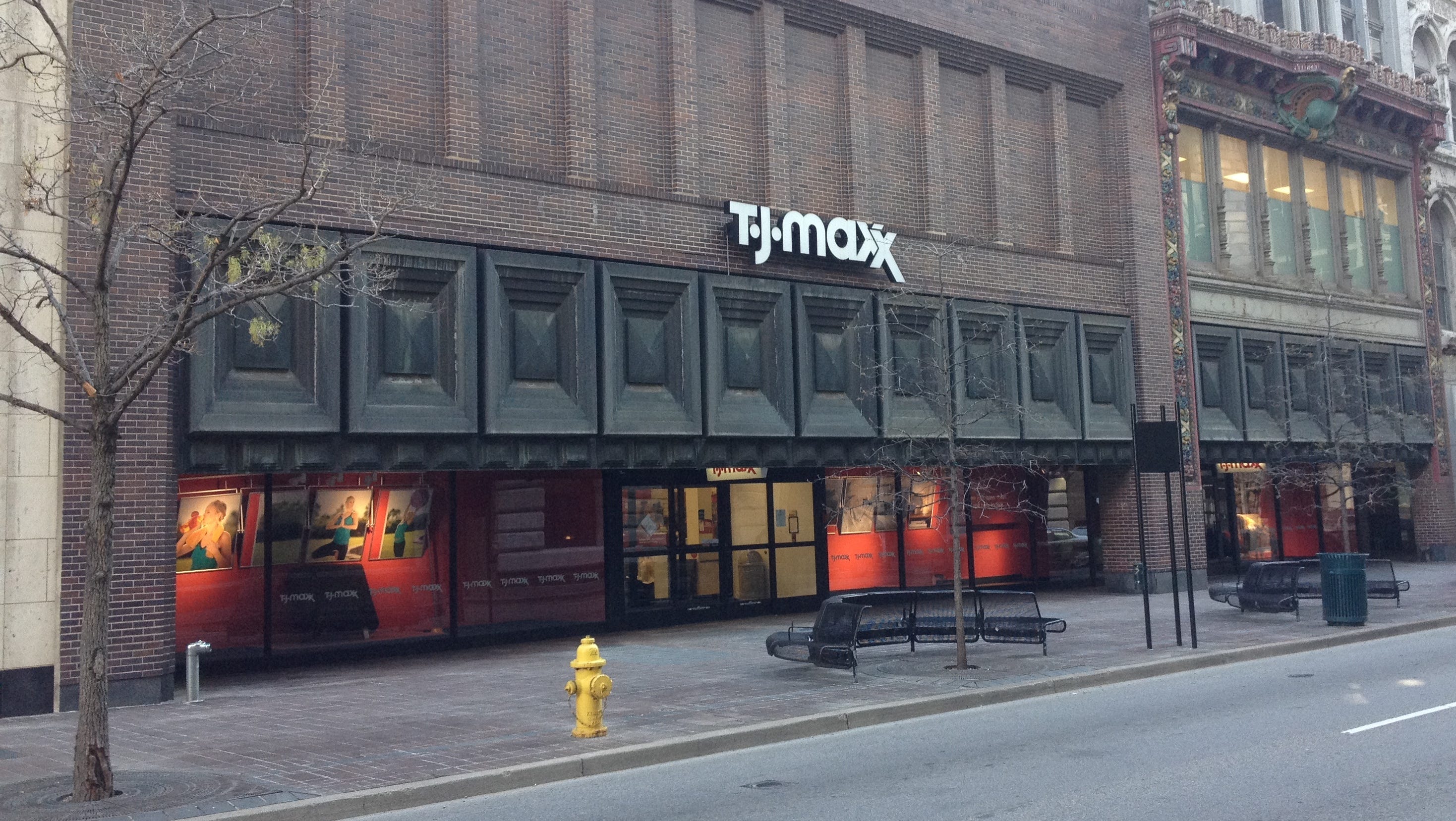 TJ Maxx opens at Newport Pavilion