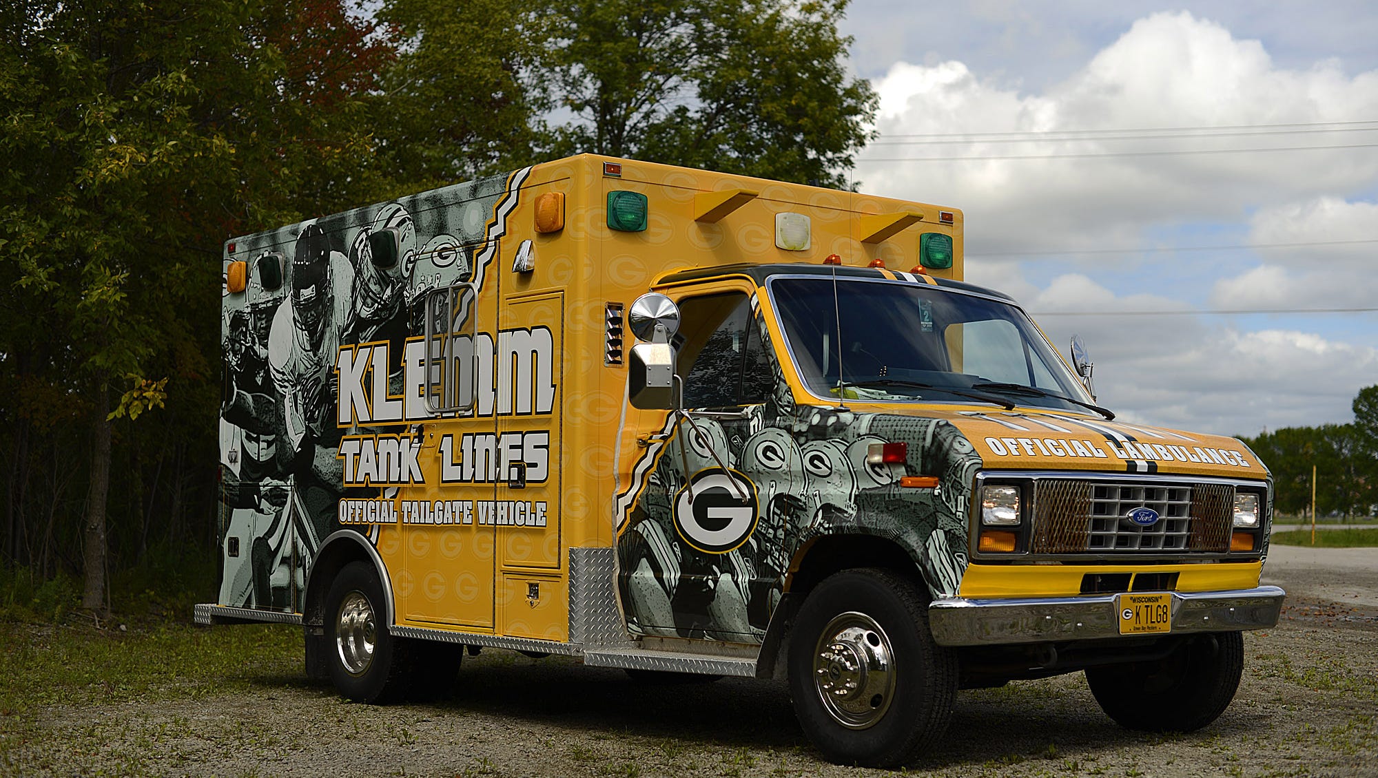 lambulance-is-a-packers-party-on-wheels