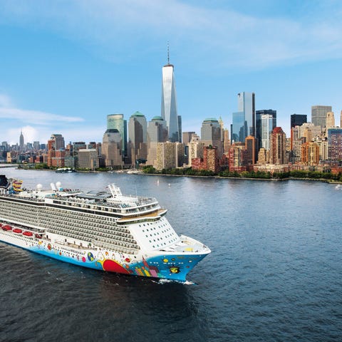 Unveiled in 2013, the 146,600-ton, 3,963-passenger