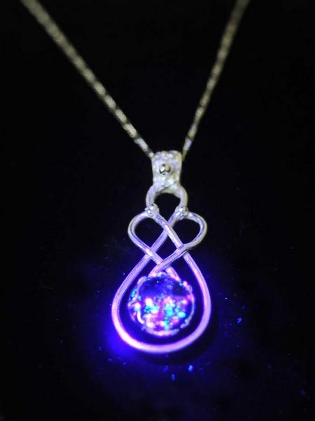 Cocoa company turns loved ones' ashes into jewelry