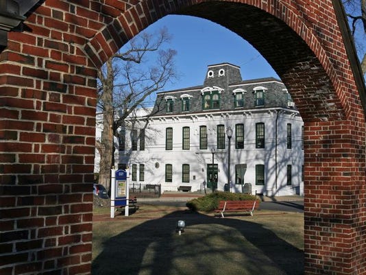 Perth Amboy exadministrator ordered to repay $125,000 in pension money