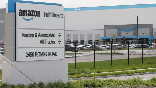 Amazon To Begin Hiring 1 500 Soon For Former Rolling Acres Site