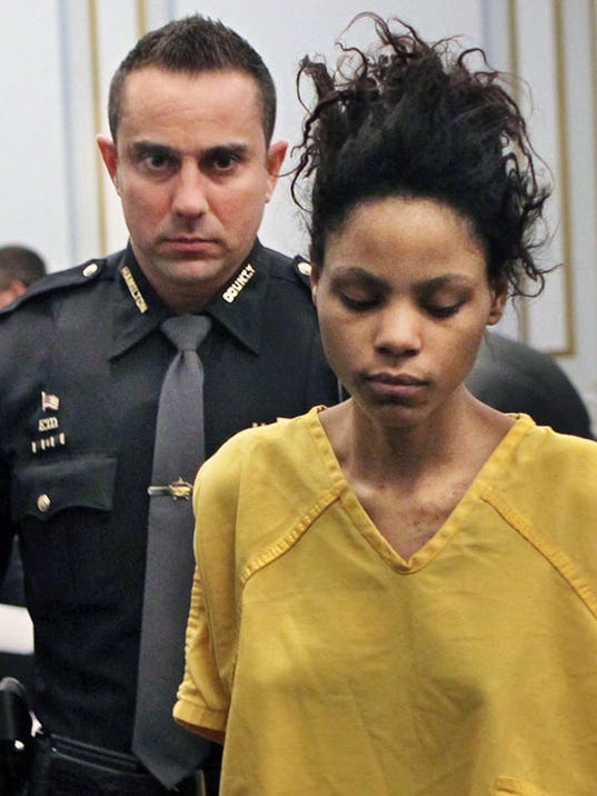 Mom pleads not guilty to charge of beheading daughter