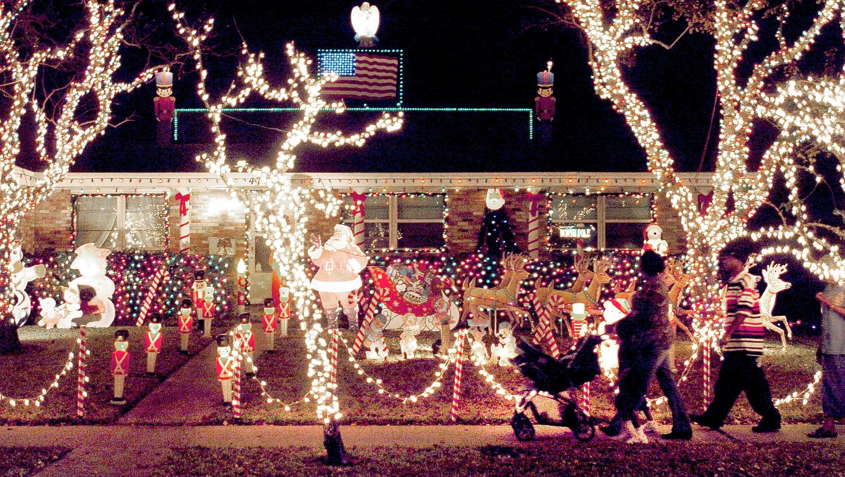 Candy Cane Lane celebration kicks off Saturday