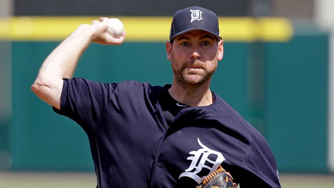 Detroit Tigers starting pitcher Mike Pelfrey throws in the first inning against the Baltimore Orioles on Monday, March 6, 2017, in Lakeland, Fla.