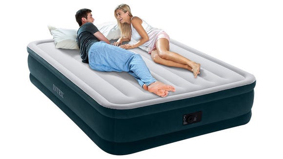 Get Rid Of Your Old Sagging Air Mattress This One S Only 35