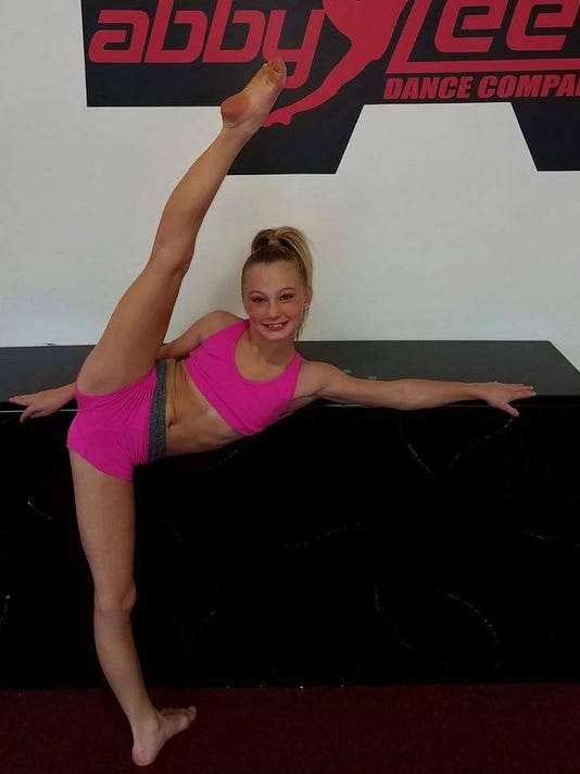 Iowan Maesi Caes Whack Back Dance Video Goes Viral Again