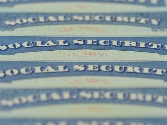 social-security-cards_gettyimages-481764950.jpg