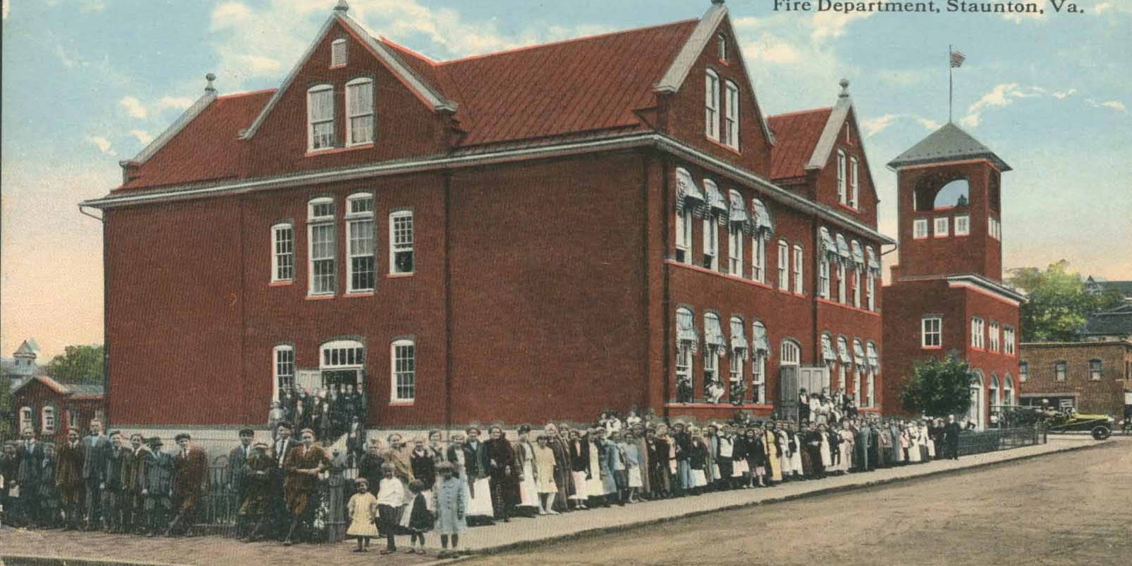 Robert E. Lee High School named to satisfy proConfederacy group