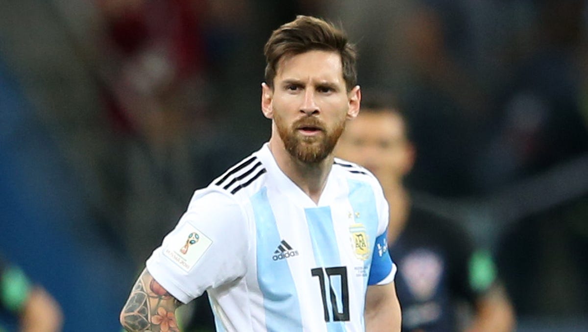 World Cup Lionel Messi Feels Burden Pain Of Playing For Argentina